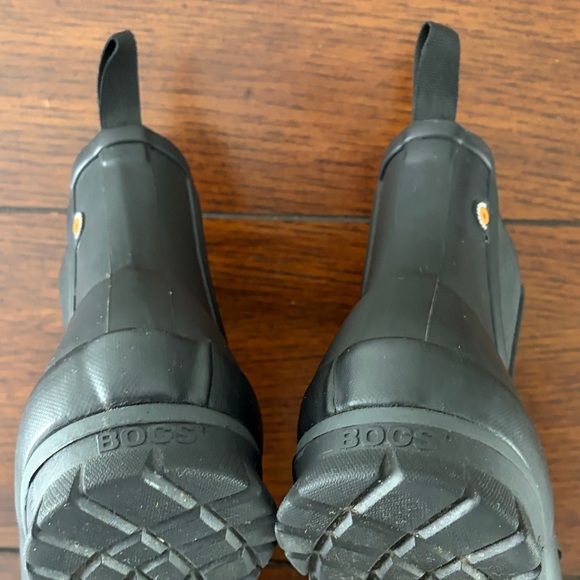 Bogs Amanda Black Waterproof Boots with Textured Sole - Picture 8 of 16